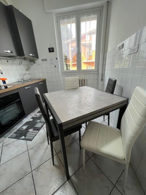 Apartamento Orio Relax 24H Airport 1 - 3 Minute From Arrival By Bus Bérgamo Exterior foto