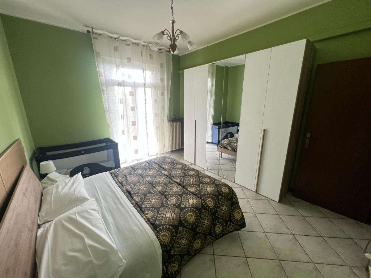 Apartamento Orio Relax 24H Airport 1 - 3 Minute From Arrival By Bus Bérgamo Exterior foto